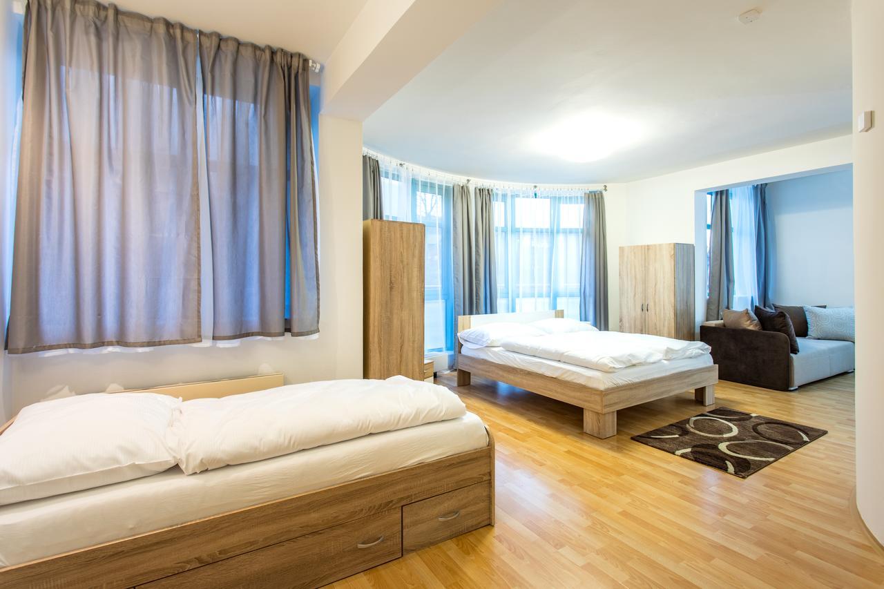 Terrace Hotel Prága Kültér fotó